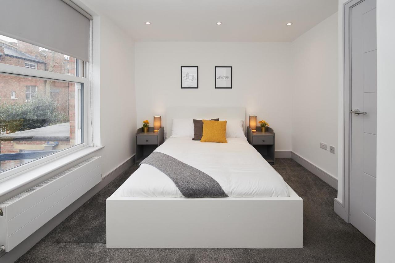 High Spec 2 Bed W/parking Available Appartement