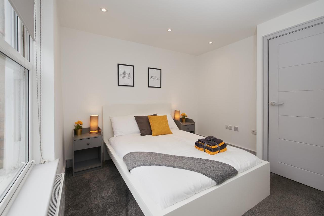 High Spec 2 Bed W/parking Available * Londen
